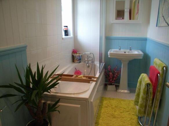 Photo 6