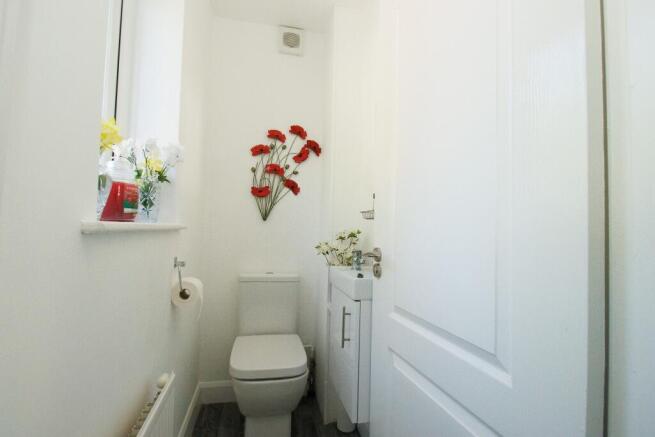 3 bed Detached for sale Image 10