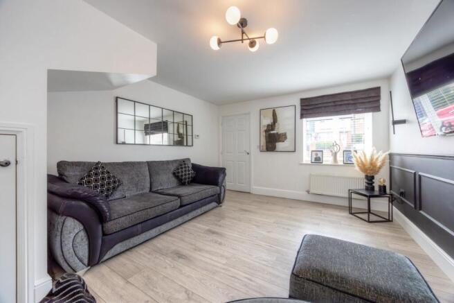 3 bed Town House for sale Image 6