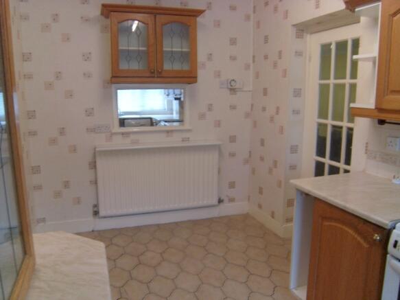 DINING KITCHEN 2