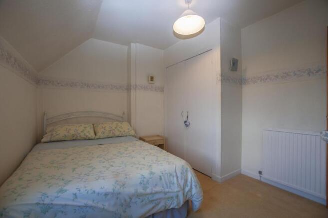 Bedroom 2 (2)
