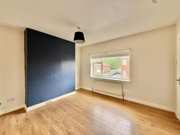 2 bed Semi-Detached to rent Image 6