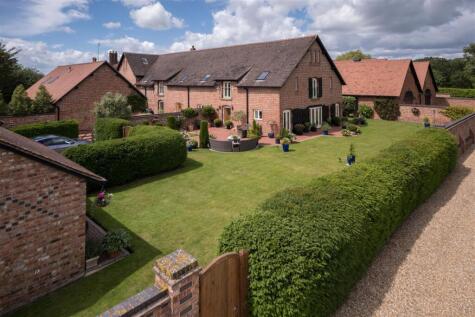 The Oaklands at Brookside Farm, Old Lane, Pulford