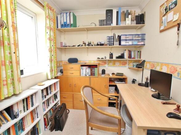 Photo 9