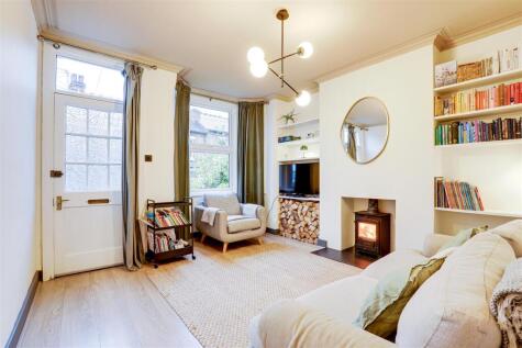 Central Avenue, New Basford, Nottinghamshire, NG7 7AG