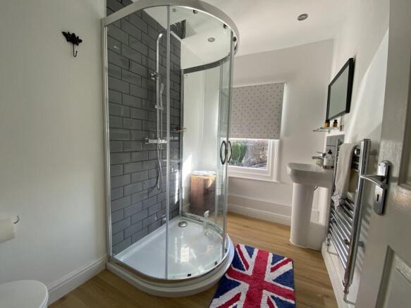 2 bed Detached to rent Image 11