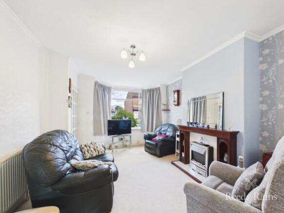Sitting/Dining Room
