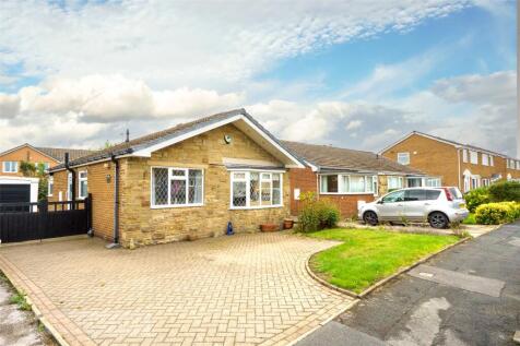 Burton Acres Way, Highburton, Huddersfield, West Yorkshire, HD8