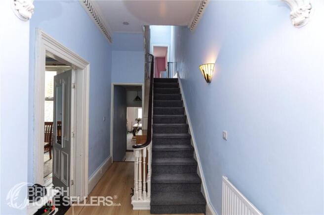 6 bed Terraced for sale Image 5