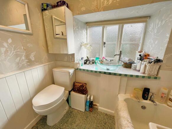 Photo 11