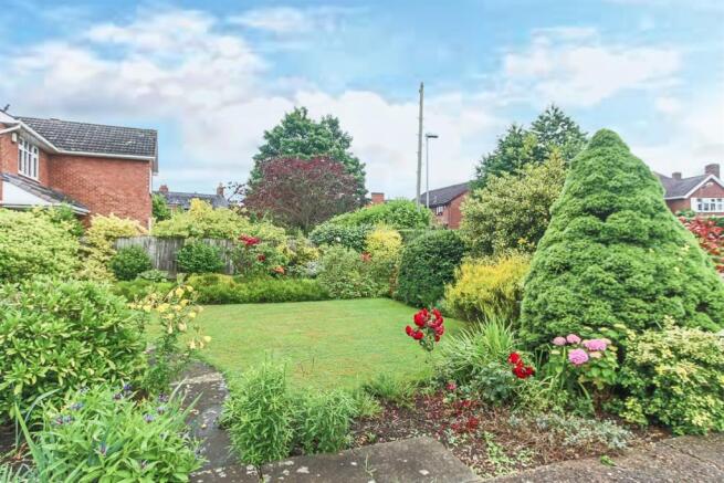 Front Garden - Aspec