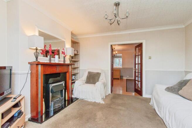 3 bed Semi-Detached for sale Image 7