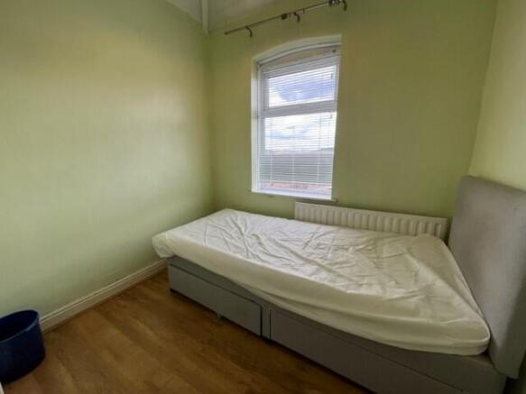 3 bed End of Terrace to rent Image 7