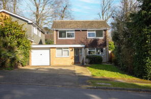 41, South Cottage Gardens, Rickmansworth WD3 5EH
