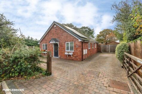 Lawnoaks Close, Brownhills, Walsall, WS8