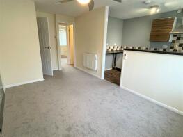 52, Wardleworth Way, Wellington TA21 0BB