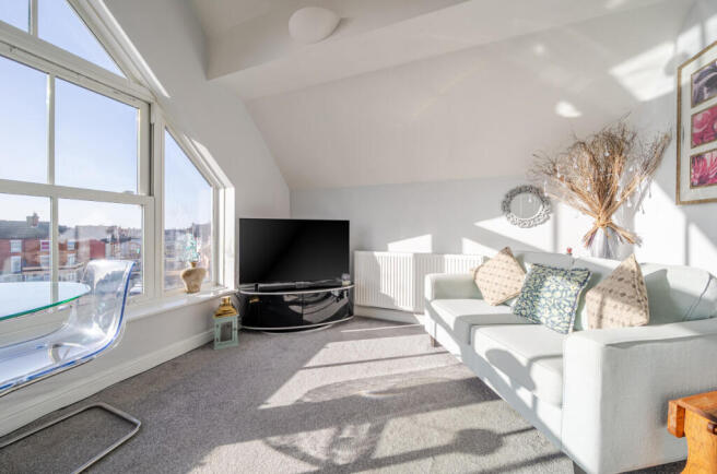 1416675-15-699444...