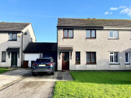 118, Tremenheere Avenue, Helston TR13 8TR