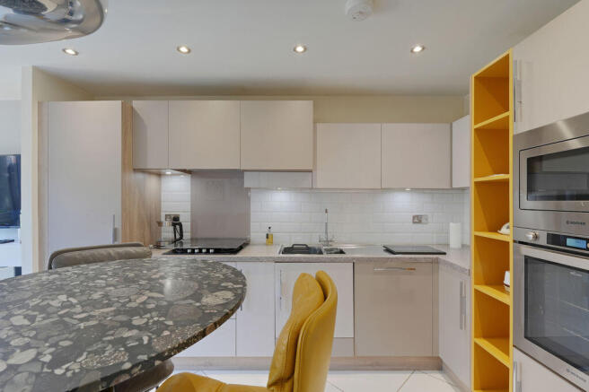2 bed Terraced for sale Image 12