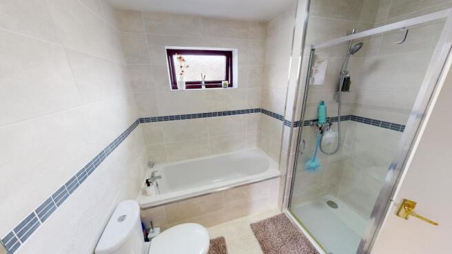 Beech Gardens Bathroom