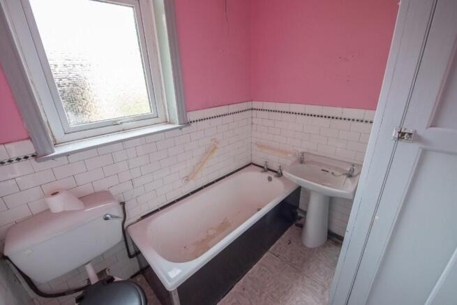 2 bed Detached Bungalow for sale Image 7
