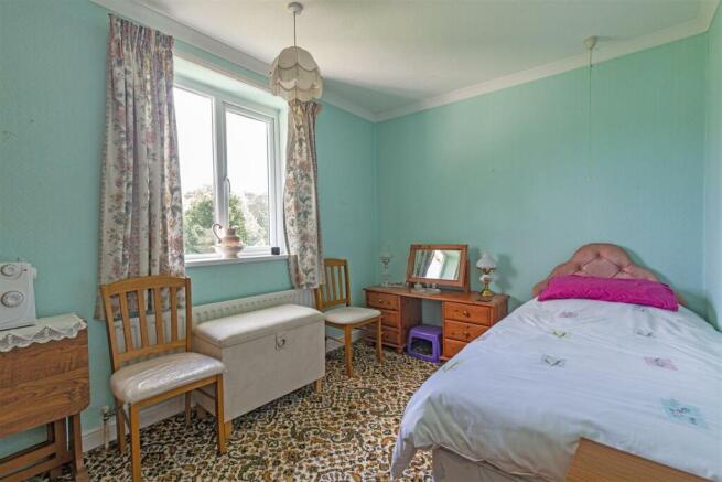 Bedroom 2-1.jpg