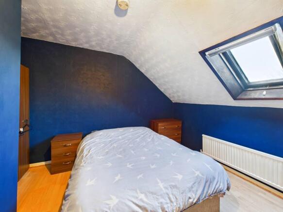 4 bed Terraced for sale Image 5