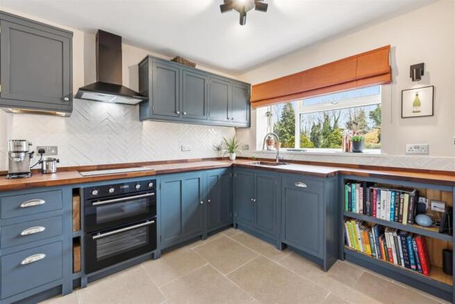 3 Burton Edge Kitchen