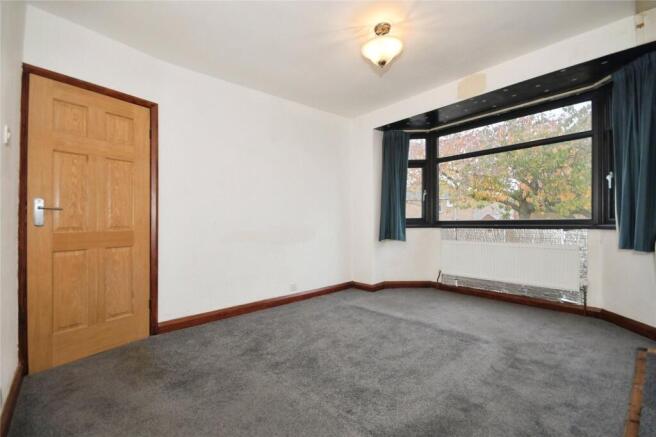 4 bed Semi-Detached for sale Image 12
