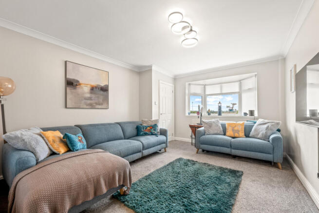 4 bed Detached for sale Image 6