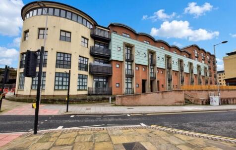 Curzon Place, Gateshead, NE8