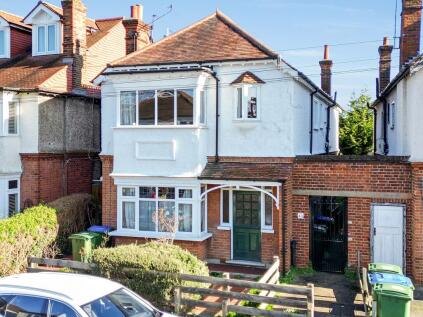 Kings Drive, Thames Ditton, KT7