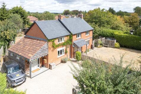 Wilcot Road, Pewsey, SN9