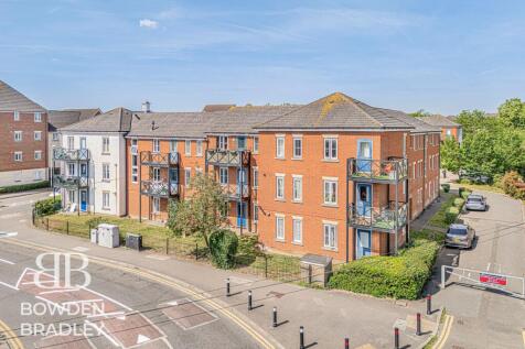 Hevingham Drive, Chadwell Heath, RM6