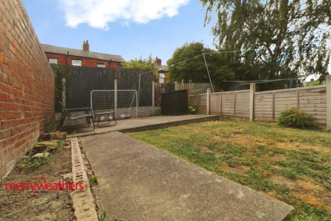 3 bed Semi-Detached for sale Image 12