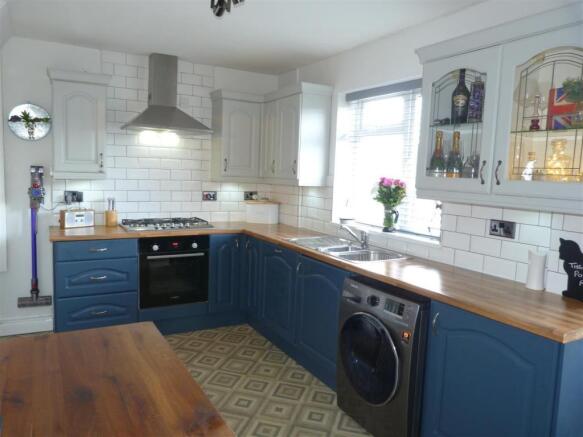 Kitchen 2