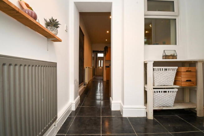 3 bed Semi-Detached for sale Image 12