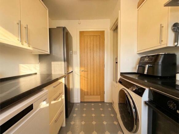 2 bed Semi-Detached Bungalow for sale Image 6
