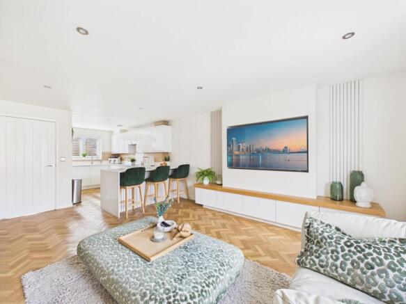 Open Plan Lounge & Dining Kitchen