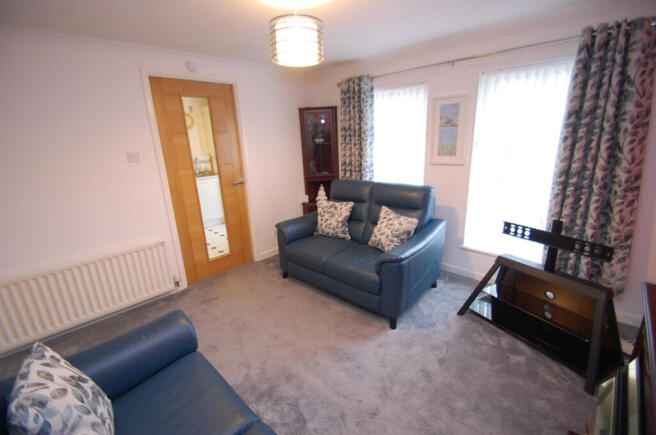 70 Carham Drive, Glasgow, City of Glasgow, G52 2HQ photo 4