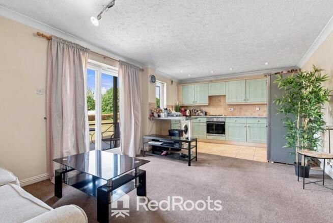 2 bed Apartment for sale Image 4