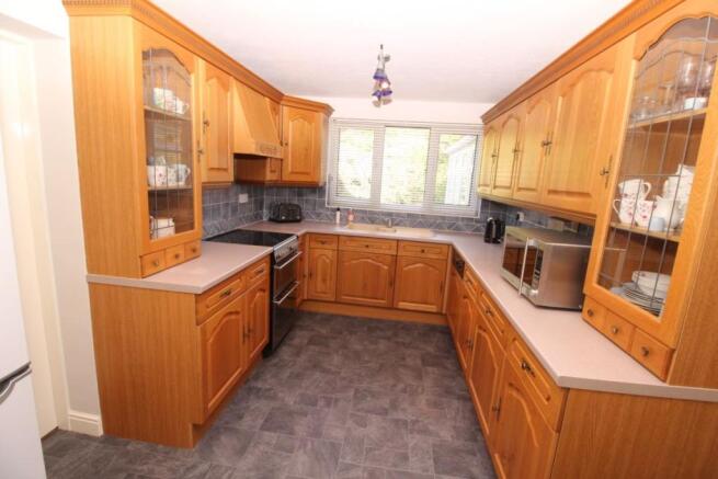 Kitchen / Breakfast Room