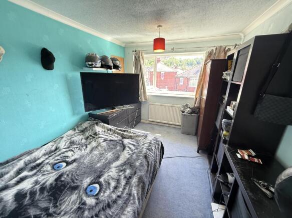 4 bed Semi-Detached for sale Image 8