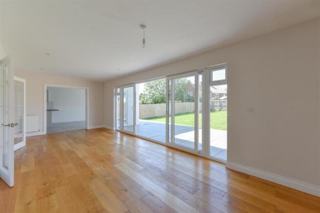 Wingfield Avenue, Maulden photo 4