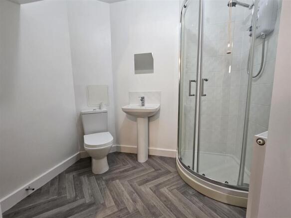 2 bed Town House for sale Image 4