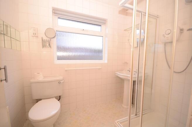 28 Barker Close s...