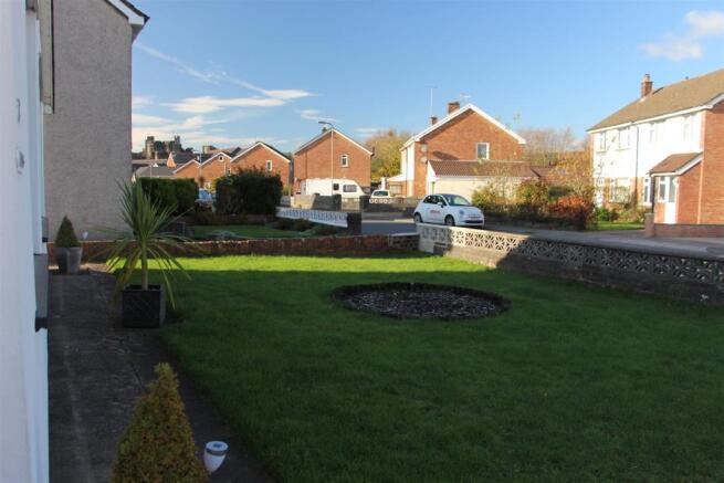 66 Brynau Road 023.JPG