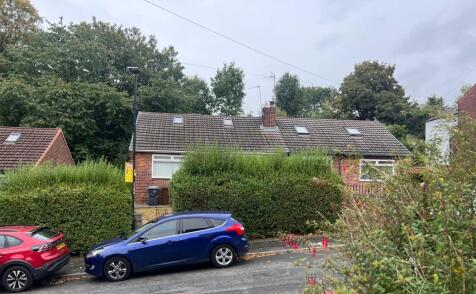 17 Polefield Road, Manchester. M9 6FN