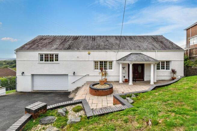 99 Bronallt Road, Hendy, Pontardulais, SA4 0UD
