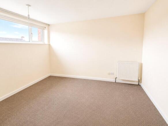 3 bed Detached for sale Image 11